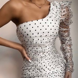 Super cute polka dot mini dress!